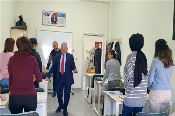 Başkan Büyükkılıç'tan KAYMEK Akademi'ye ziyaret