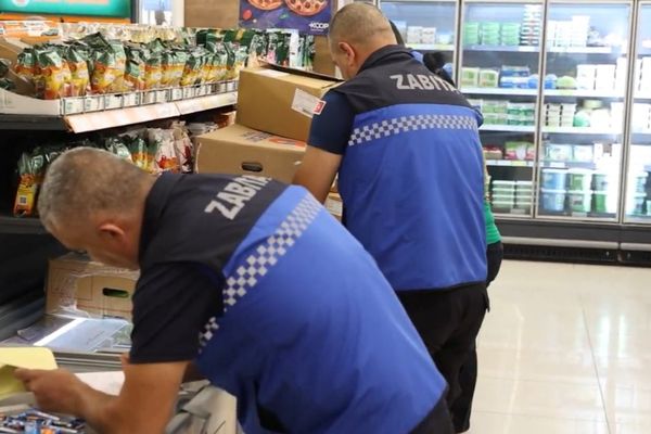 Derince’de denetimlerde 175 son tüketim tarihi geçmiş ürün tespit edildi