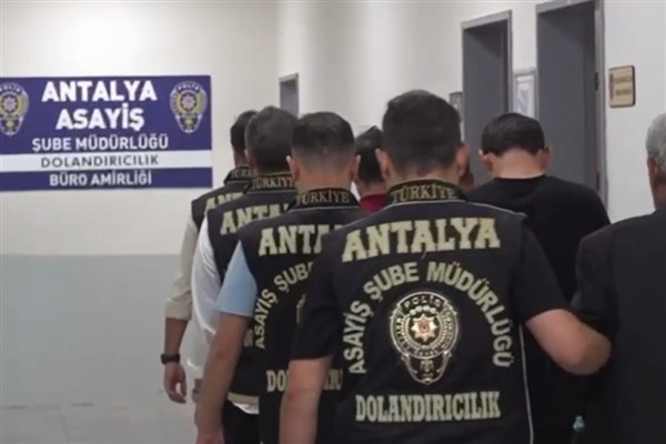29 ilde nitelikli dolandırıcılık şebekelerine yönelik operasyon 