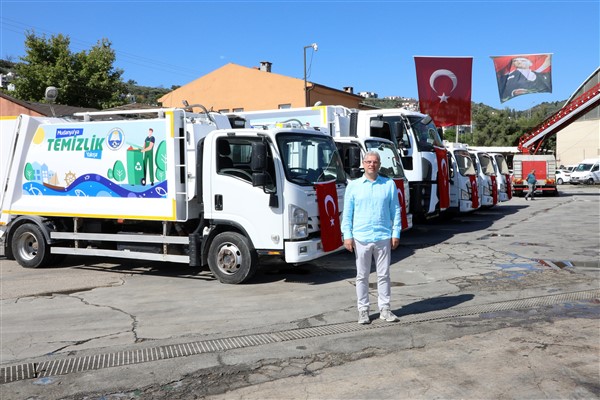 Mudanya’da temizlik filosuna yeni araçlar eklendi<