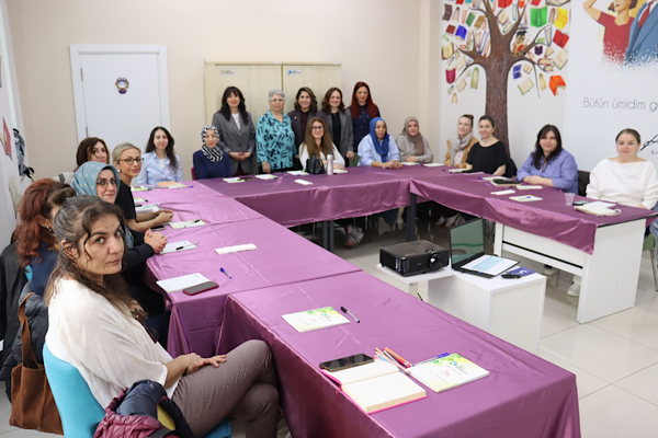 Bağ Projesi’nde kadın girişimcilere eğitimler başladı<
