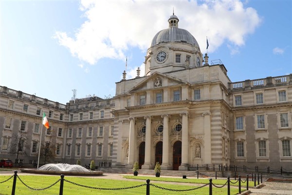 İrlanda’dan enerji maliyetlerine karşı vergi indirimi<
