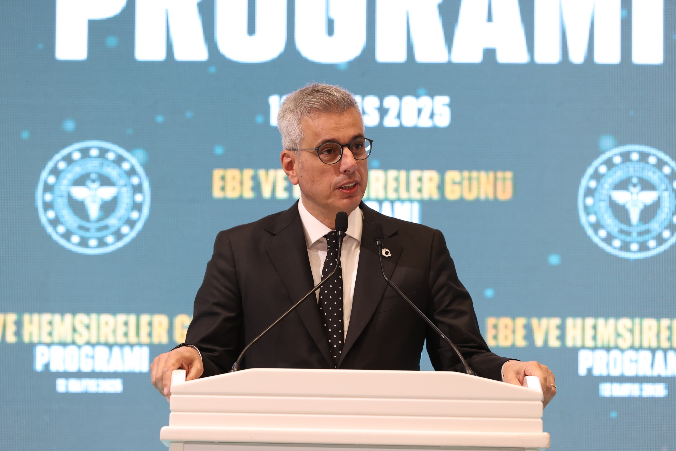 Bakan Memişoğlu, Ebe ve Hemşireler Günü Programı'nda konuştu