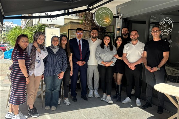 Başkan Kahveci'den, Mystery Foods Glutensiz Kafe işletmelerine ziyaret<