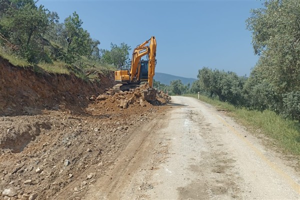 Muğla Büyükşehir Belediyesi'nden yol çalışması