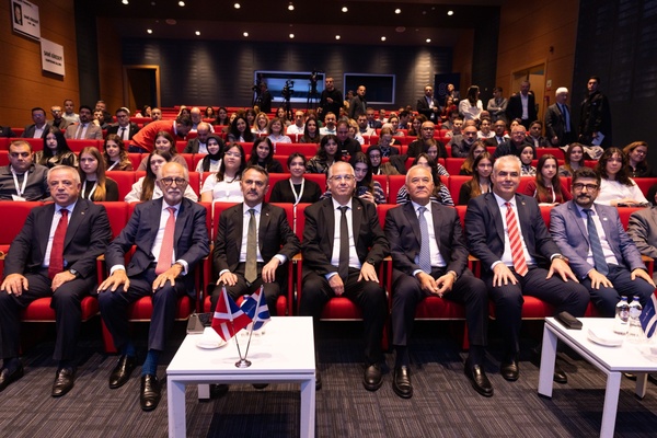 Kocaeli Üniversitesinde ilaç üretim teknolojisi programı açılıyor<