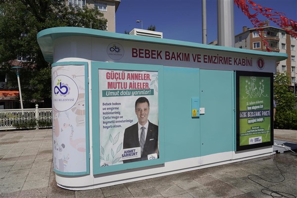 Çorlu'da bebek bakım ve emzirme kabinleri hizmete sunuldu