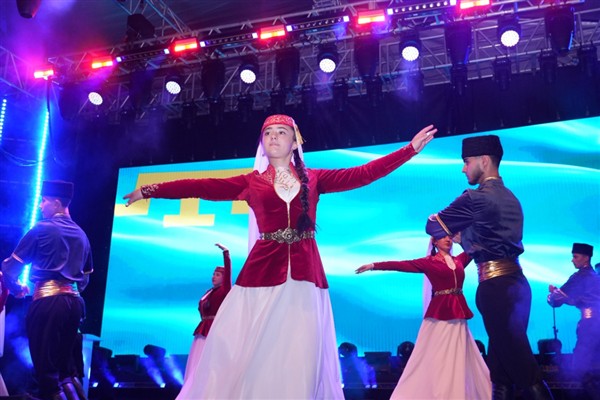 Uluslararası Keçiören Türk Dünyası Şöleni devam ediyor 