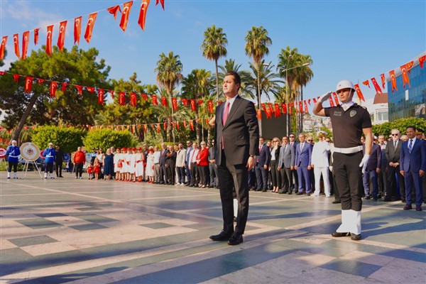 30 Ağustos Zafer Bayramı, Alanya’da törenle kutlandı<