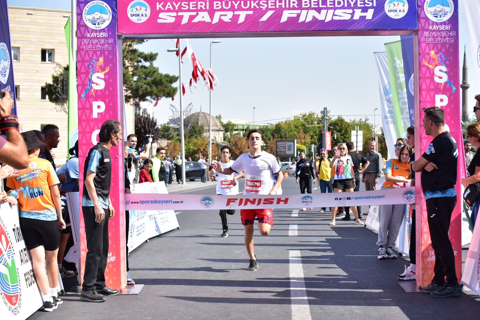 Kayseri Büyükşehir'den çocuklara özel maraton