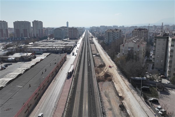 Başkan Altay, yapımı devam eden KONYARAY Banliyö Hattı'nın uzatılacağını açıkladı