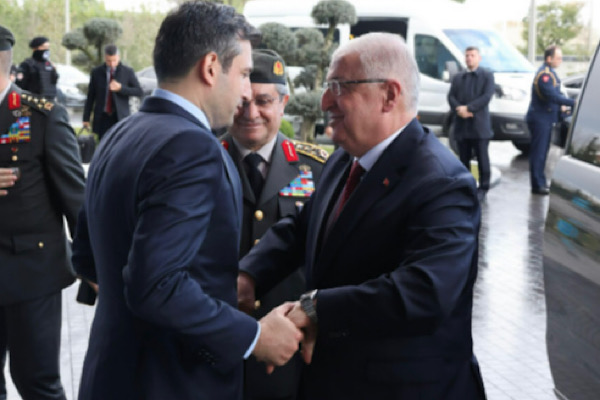 Güler, Özdemir Bayraktar’ın anısına hazırlanan belgesel gösterimine katıldı<