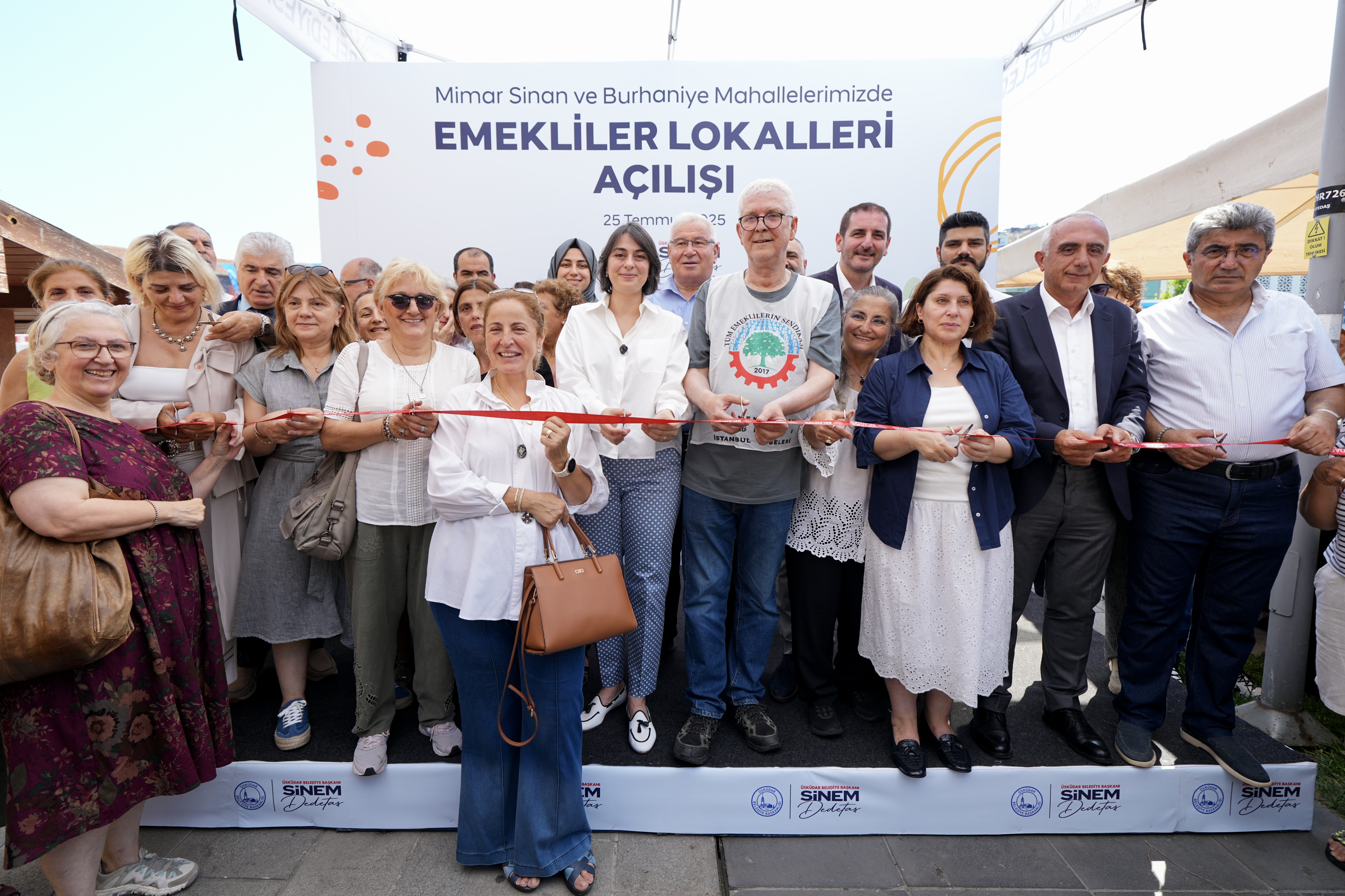 Üsküdar'da iki Emekliler Lokali açıldı