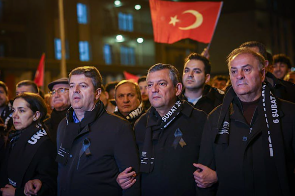 İBB Başkanvekili Nuri Aslan, 6 Şubat depremlerinin yıl dönümünde deprem bölgesindeydi