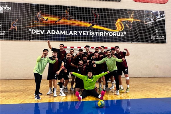 DBB Hentbol Takımı play-off'a galibiyet ile başladı<