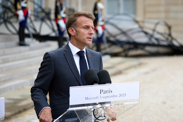 Macron, Güney Kore ziyaretinde<