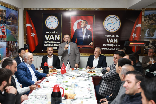 Başkan Gökçe’den Vanlılar Derneği'ne ziyaret<
