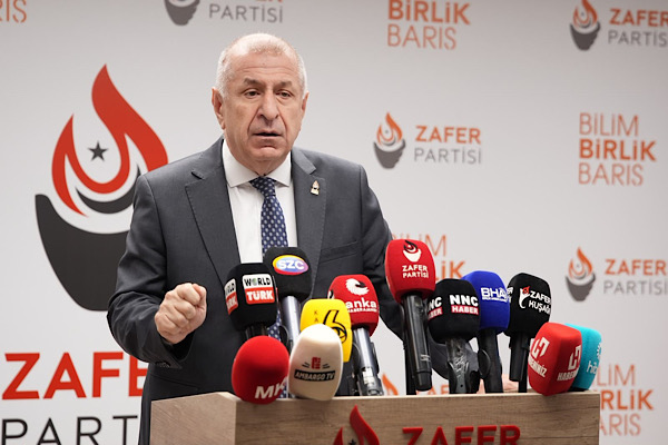  Özdağ: Atatürk’ün kurduğu Cumhuriyet’i size böldürtmeyeceğiz