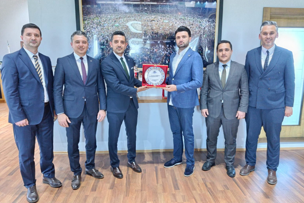 Vergi Müfettişleri Derneği Bursa Şubesi’nden Bursaspor’a tebrik ziyareti<