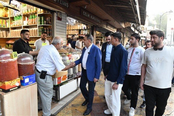 Vali Şıldak'tan Haşimiye esnafına ziyaret