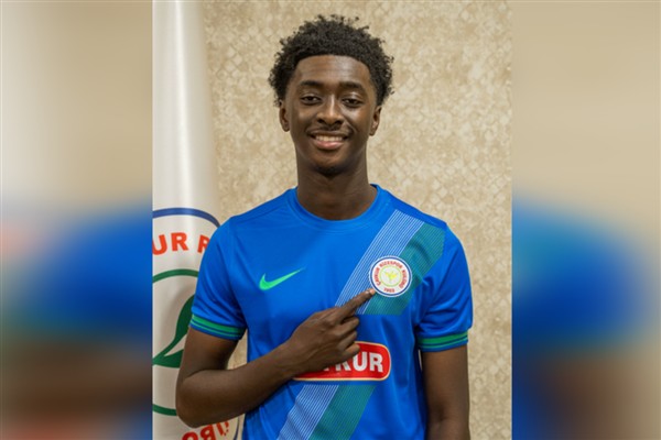 Jesurun Rak-Sakyi, Çaykur Rizespor’da<