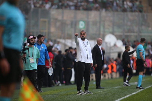 Çağlayan: Sol kanat ve bek transferi için 10-11 oyuncuyla görüşüyoruz<