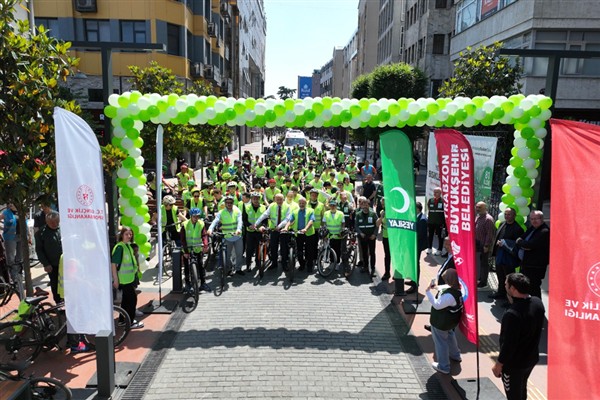 Trabzon’da pedallar sağlık için çevrildi<