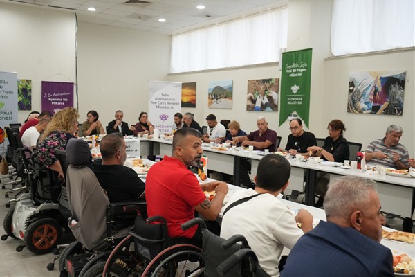 Kayapınar Belediyesi'nden engelli dernek ve kurumlarıyla toplantı
