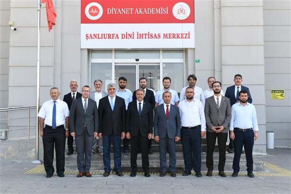 Diyanet Akademisinde yeni eğitim dönemi başladı<