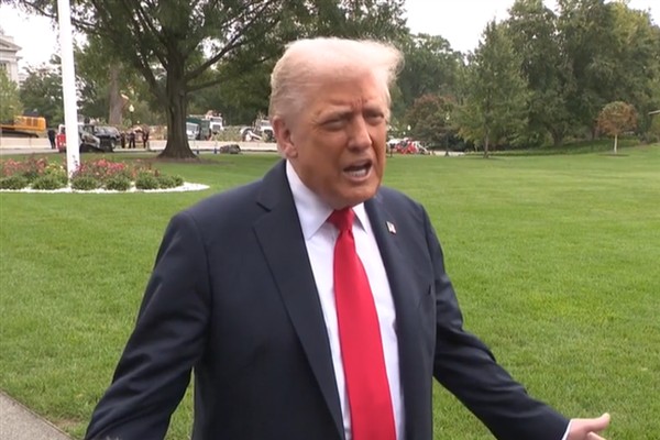 Trump, Antifa hareketinin terör örgütü ilan edileceğini duyurdu<