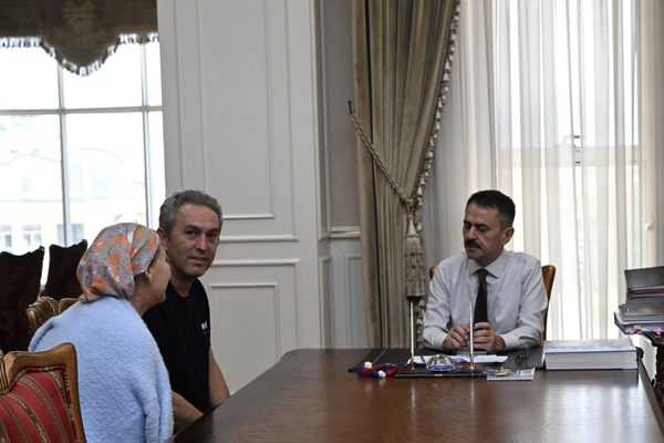 Kocaeli Valisi Aktaş, vatandaşların talep ve sorunlarını dinledi