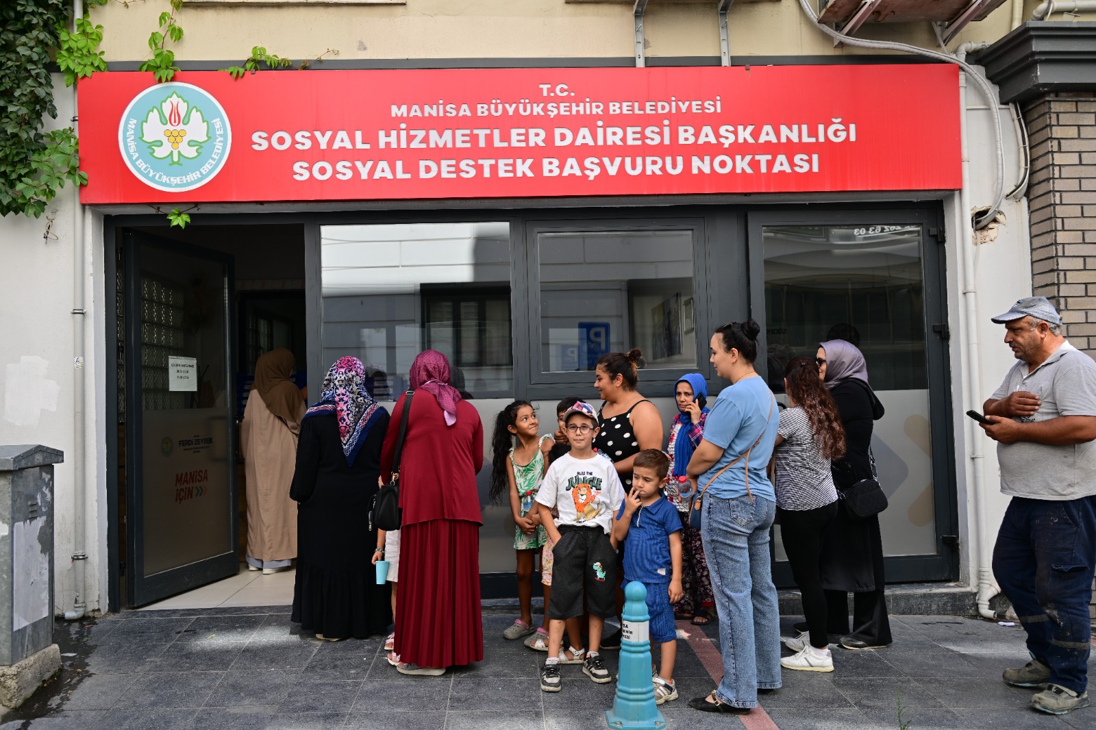 Manisa Şehir Kartı ile 10 bin öğrenciye 30 milyon TL’lik eğitim desteği<