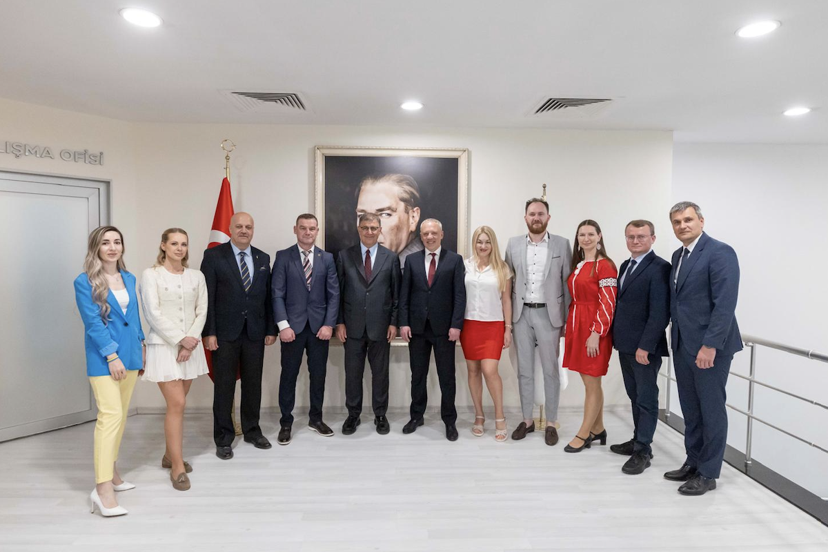 İzmir’e 3 ülkeden resmi ziyaret