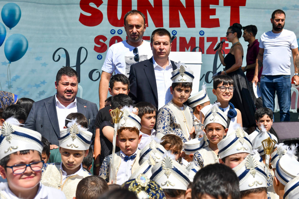 Ankara'da bin çocuk için sünnet şöleni düzenlendi<