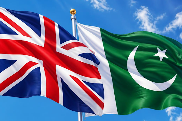 Pakistan ve İngiltere ilişkileri için üst düzey temas vurgusu<