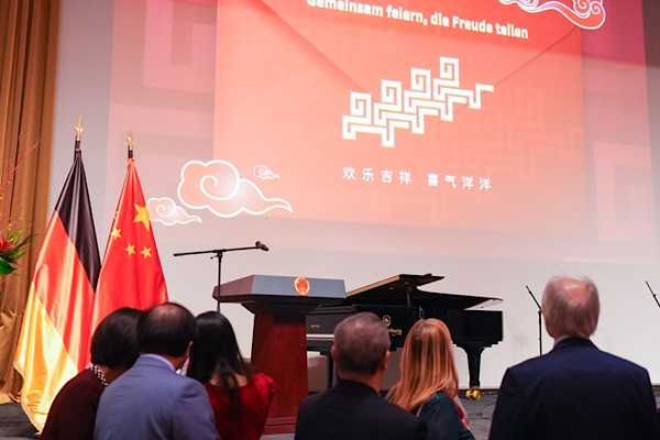 CMG Bahar Bayramı Galası tanıtımı Hamburg’da yapıldı<