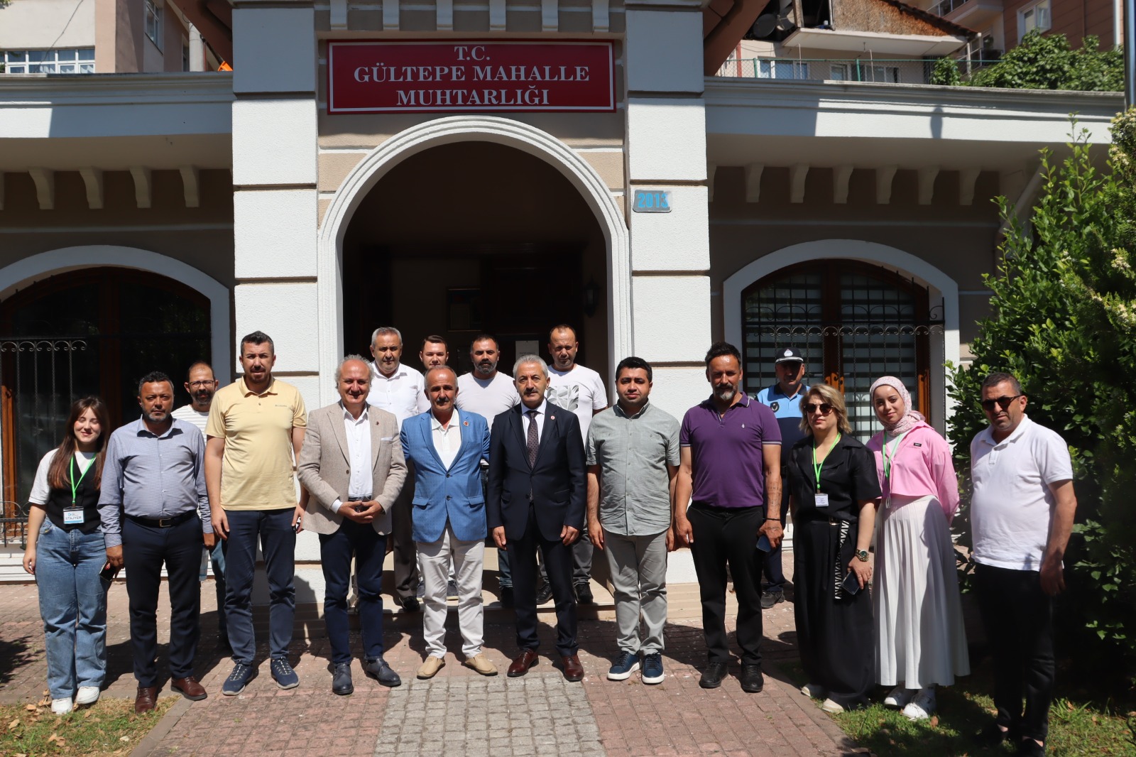 İzmit Belediyesi, Gültepe Mahallesi’nde talepleri dinledi<