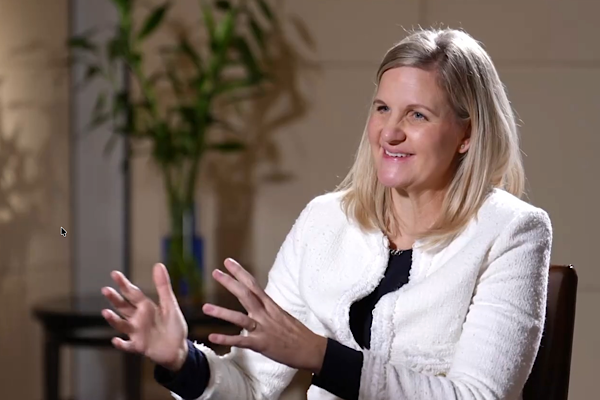 IOC Başkanı Coventry’den Çin’in spor alanındaki gelişmesine övgü<