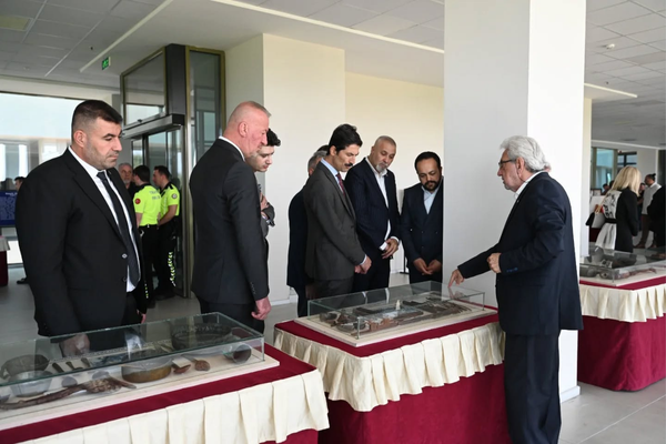 Karacabey’de Çanakkale Gezici Müzesi ziyarete açıldı