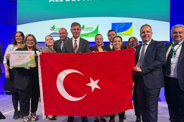 İzmir ITB Berlin’den 4 sertifika ve 1 ödülle döndü<