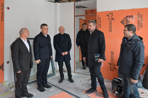 Başkan Vekili Aksoy, ilçede yapımı devam eden projeleri inceledi<