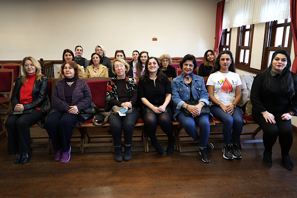 Osmangazi’de kadınlar şiddete karşı bilinçlendirildi