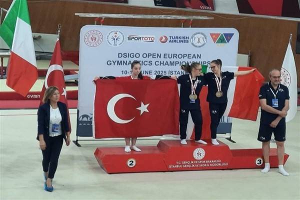 Erzurumlu sporculardan madalya<