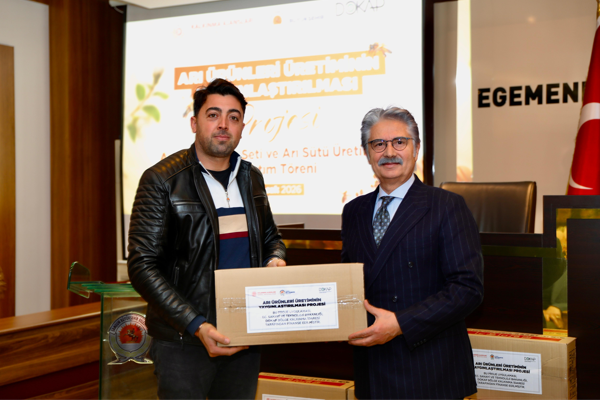 Samsun Büyükşehir Belediyesi'nden arı yetiştiricilerine destek<