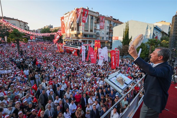 CHP Genel Başkanı Özel, Tekirdağ'da ‘Millet İradesine Sahip Çıkıyor’ mitingine katıldı
