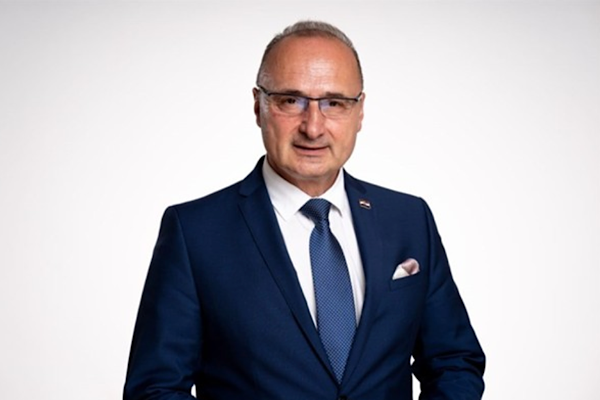 Radman: Rusya’ya yönelik yaptırımlar sürdürülmeli<