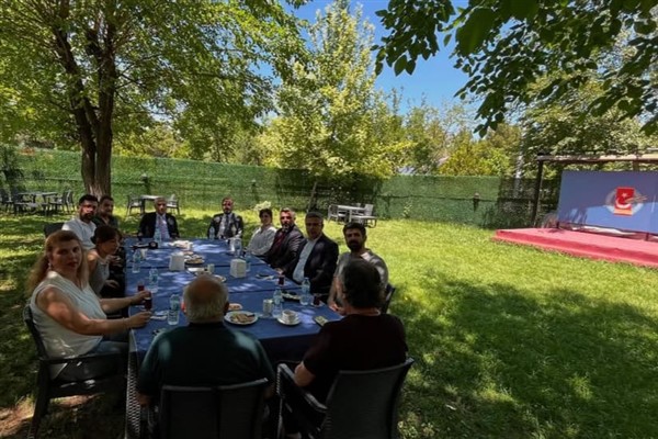 Diyarbakır Barosu'ndan GGC'ye iade-i ziyaret<
