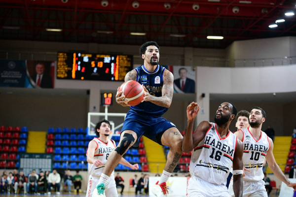 Çayırova Belediyesi, deplasmandan galibiyetle döndü<