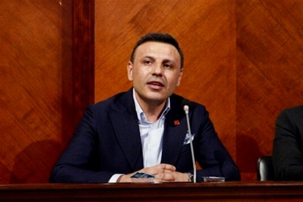 Çelik: İmamoğlu, Çağlayan Adliyesi’ne ifade vermeye geliyor<