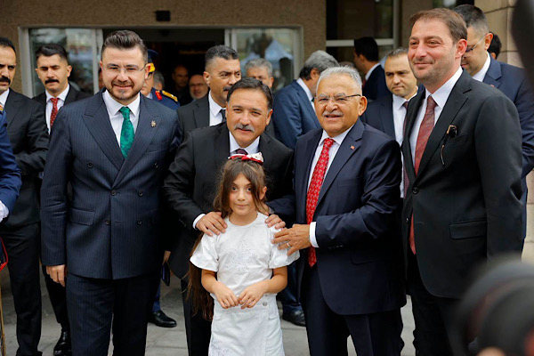 Kayseri’de 30 Ağustos Zafer Bayramı törenle kutlandı